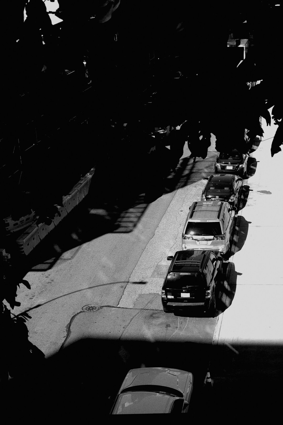 detective following suspect